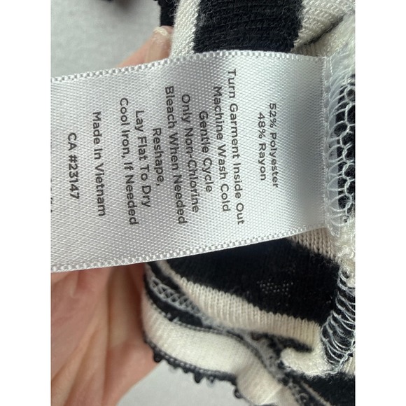 Talbots Petites Striped Sequin Boat Neck Top Black White 3/4 Sleeve MP CA23147 - Picture 8 of 8